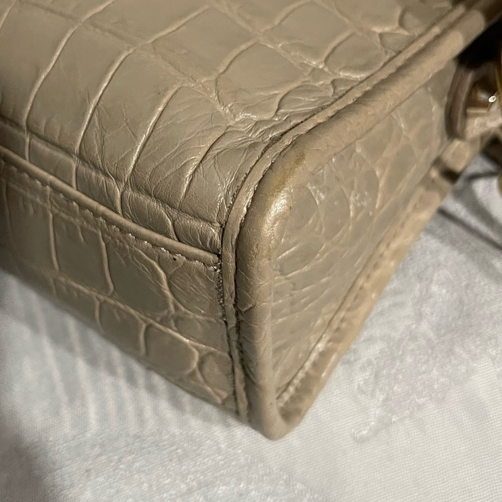 BALENCIAGA | Calfskin Crocodile Embossed Gold Hardware Mini City Beige Latte - Picture 14 of 15